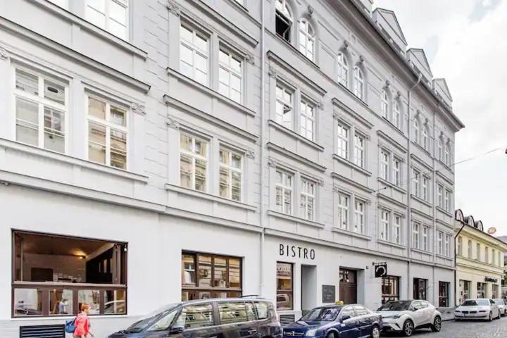 Luxury Apartment At Prague City Centre Andel! Zewnętrze zdjęcie